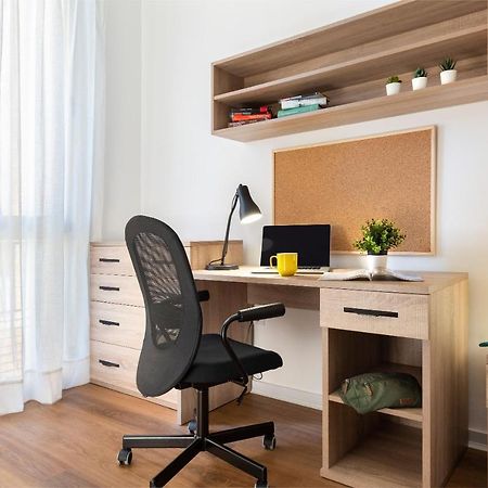 Micampus Armendariz Student Residence Sevilla Dış mekan fotoğraf
