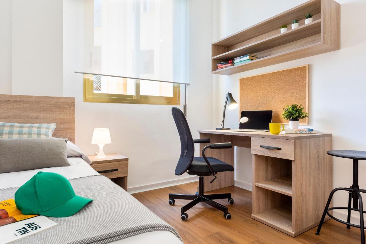 Micampus Armendariz Student Residence Sevilla Dış mekan fotoğraf